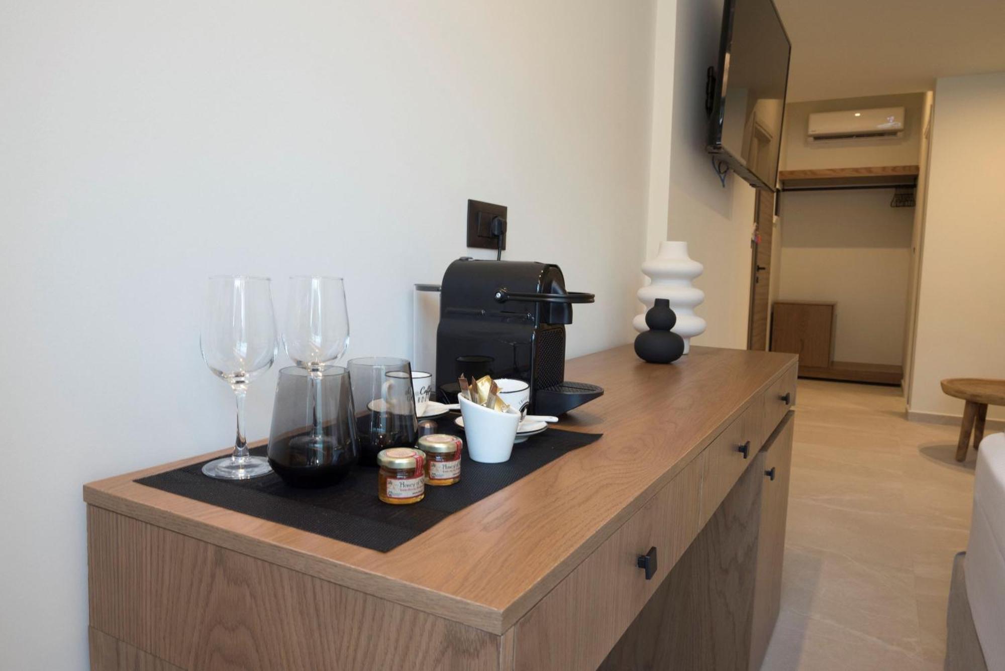 Rhotheon Suites In Ialysos  Bagian luar foto