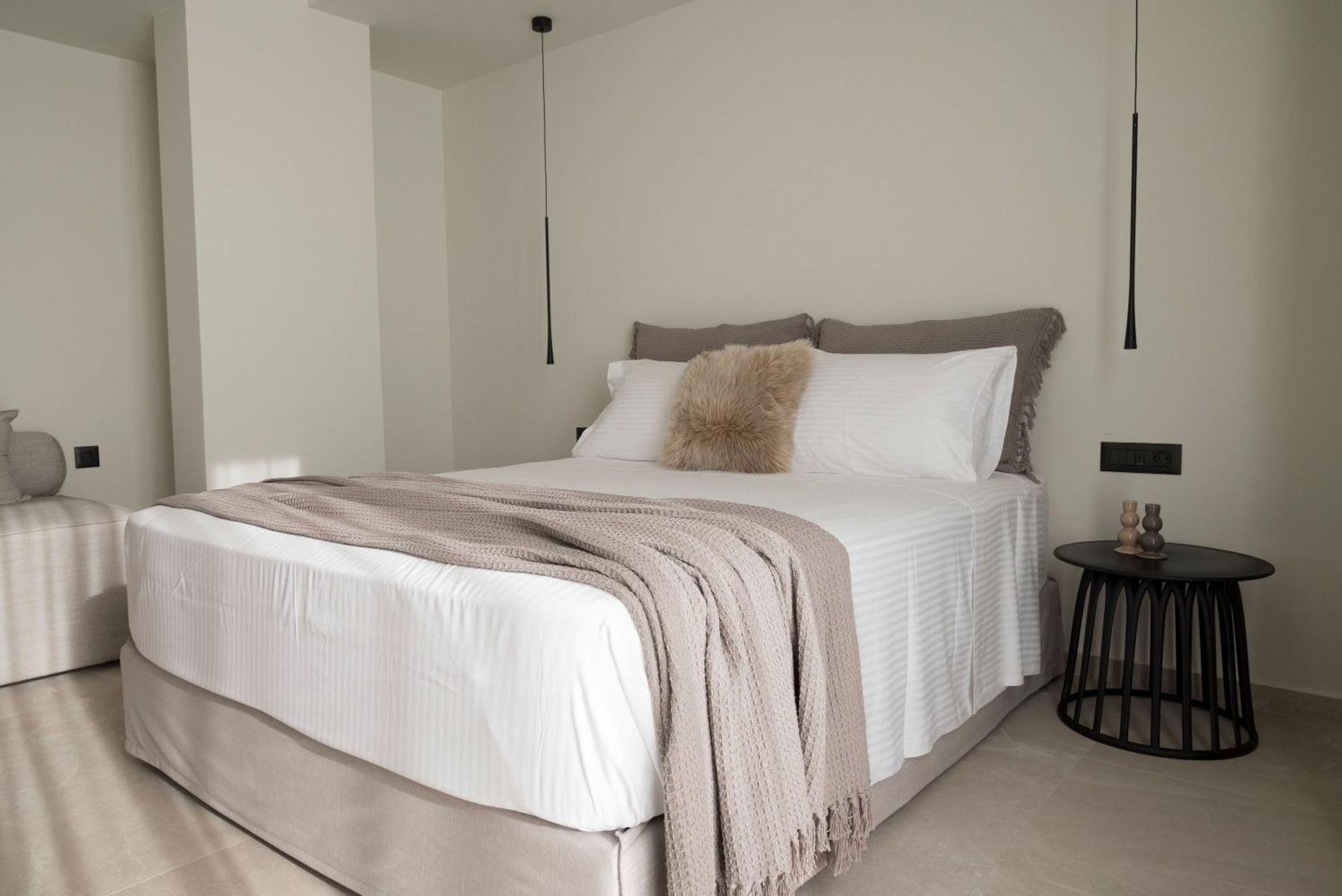 Rhotheon Suites In Ialysos  Bagian luar foto
