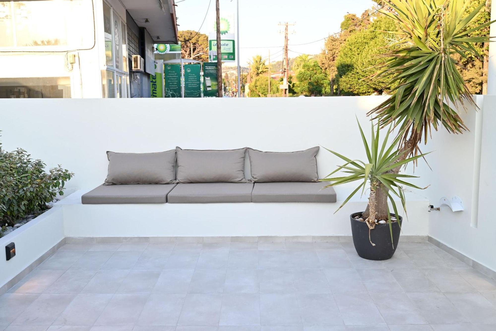 Rhotheon Suites In Ialysos  Bagian luar foto