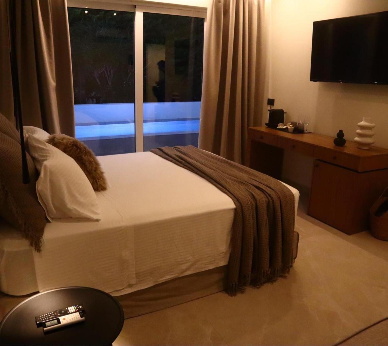 Rhotheon Suites In Ialysos  Bagian luar foto